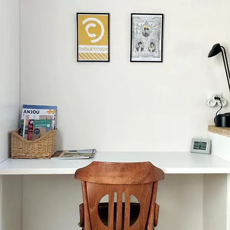 Bel Appartement T1Bis En Centre Ville De Cholet Extérieur photo