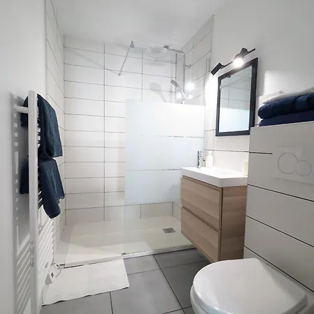 Bel Appartement T1Bis En Centre Ville De Cholet Extérieur photo