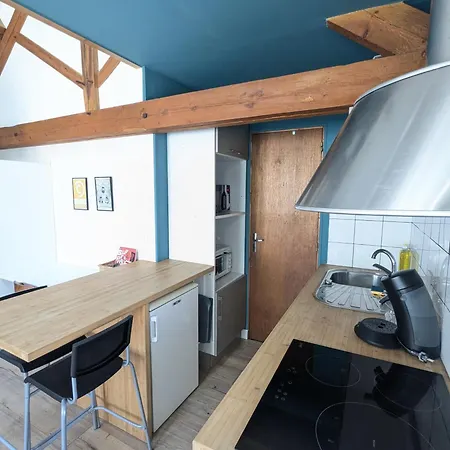 Bel Appartement T1Bis En Centre Ville De Cholet Extérieur photo